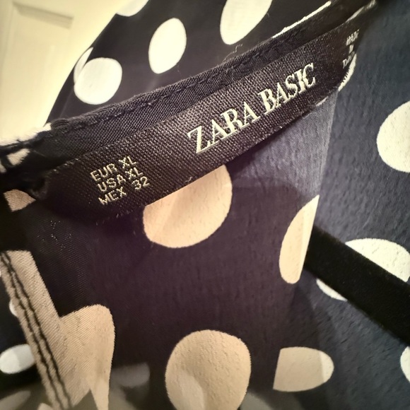 Zara Basic Oversized 3/4 Sleeve Peplum Ruffle Hem Polka Dot blouse size XL - Picture 6 of 6